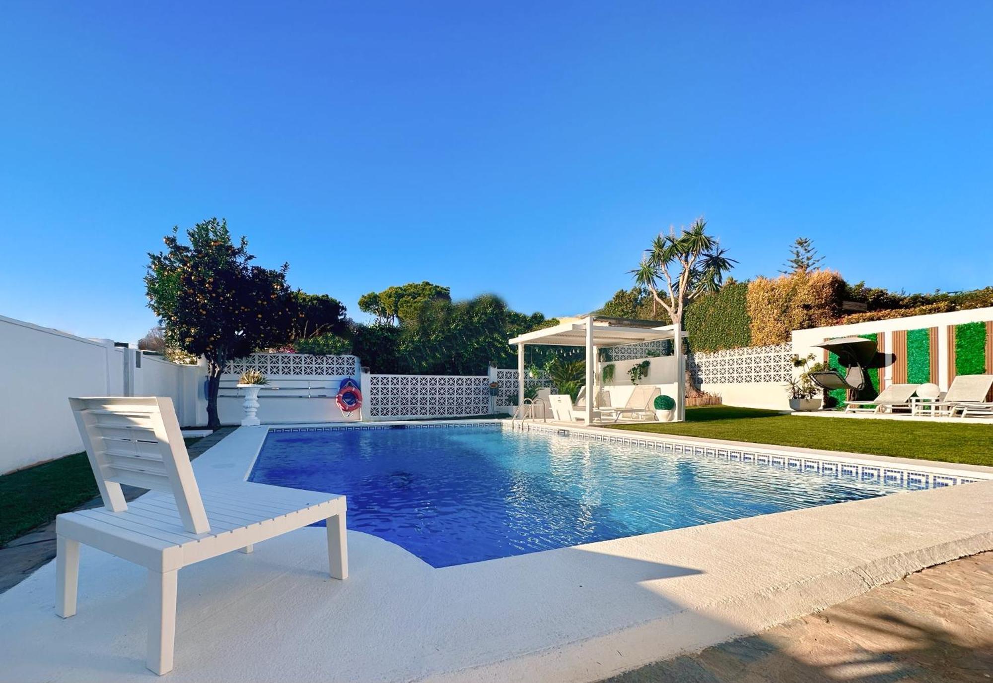 Villa Casacara Marbella Beachside Costabella -Spain Exterior photo