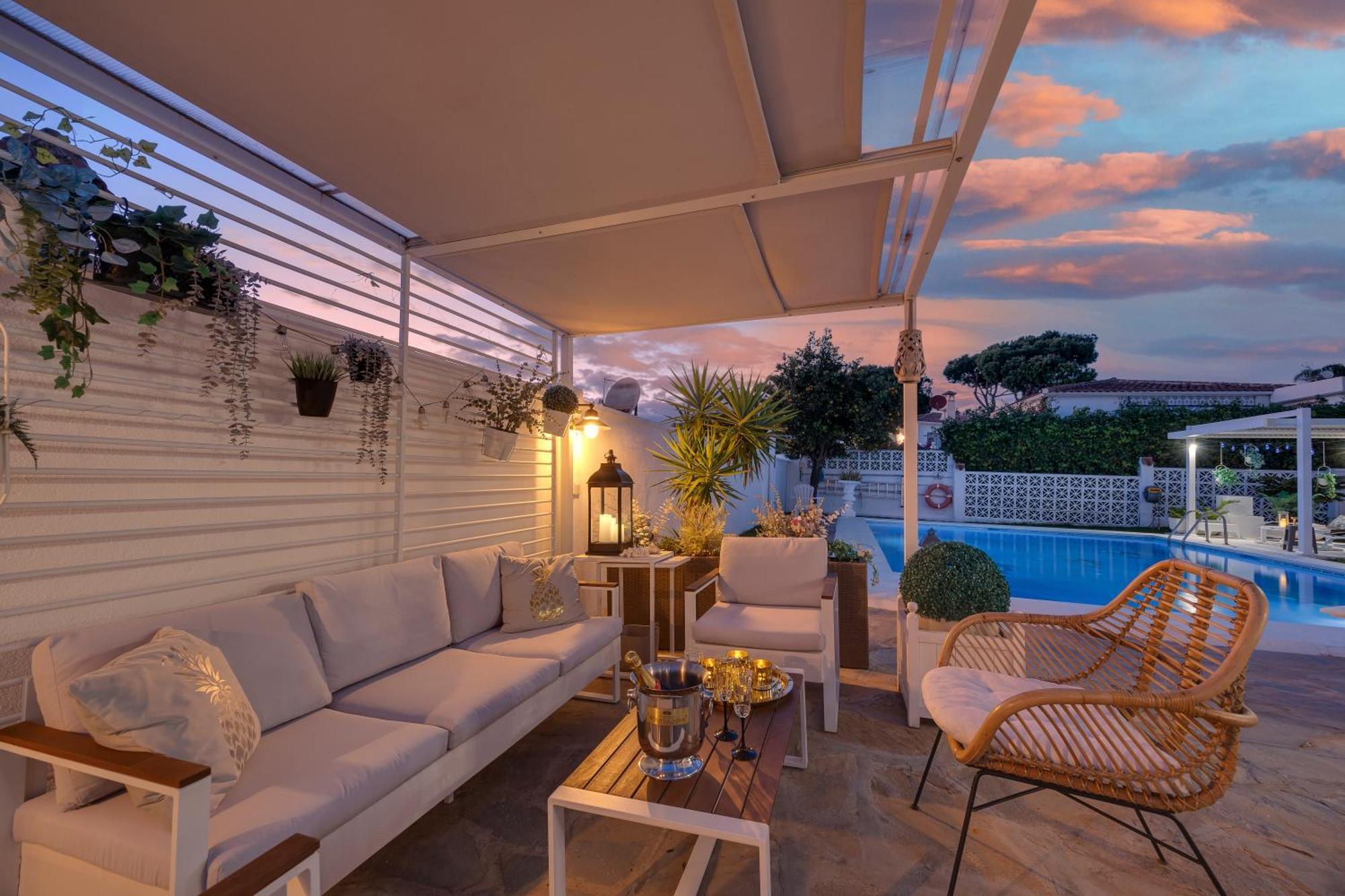 Villa Casacara Marbella Beachside Costabella -Spain Exterior photo